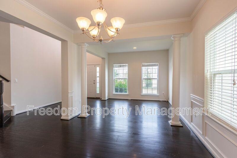 4100 Presidential Hill Loop - Photo 7 of 48