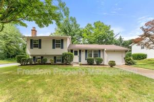 featured image of 2516 Tabor Ct