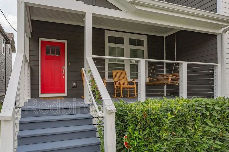 1717 14th Ave S #B - Photo 2 of 37