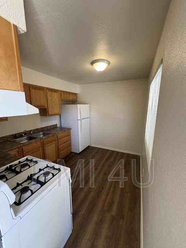 227 Tennessee St Ne #A - Photo 6 of 14