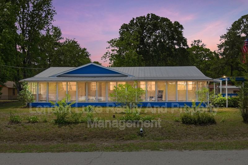 9246 Bearden Rd - Photo 2 of 44