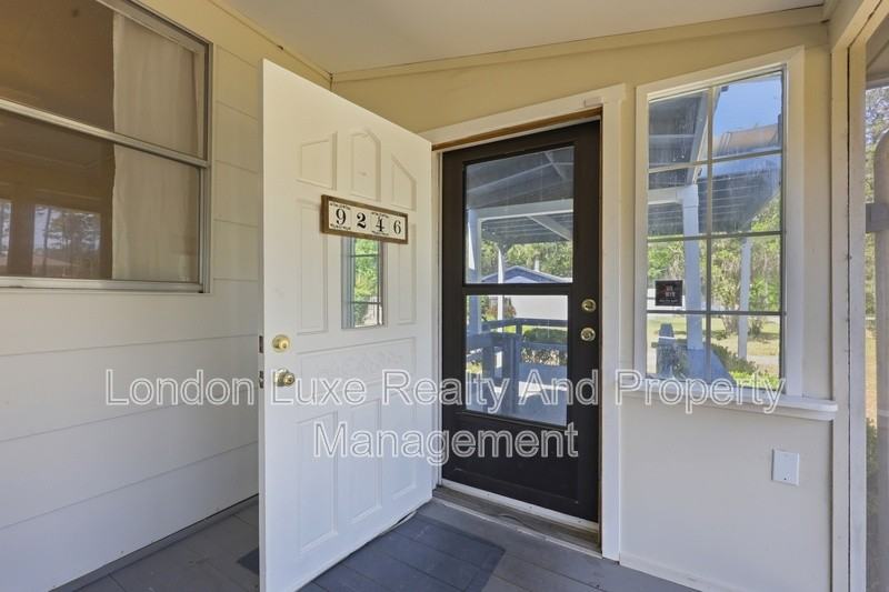9246 Bearden Rd - Photo 3 of 44
