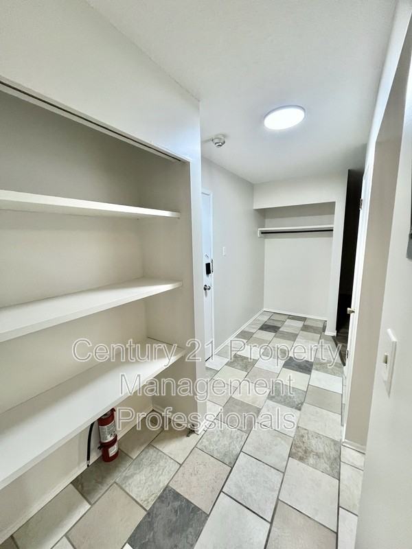 11832-105 Street Nw #101 - Photo 5 of 16