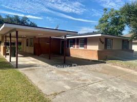 featured image of 3566 Monroe St