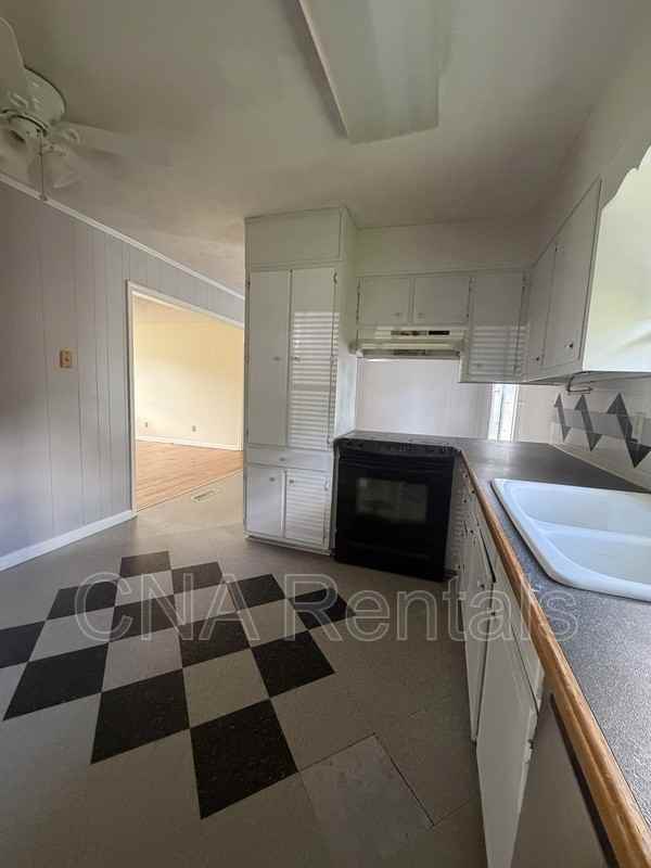 2691 Stoney Brook Ln Ne - Photo 5 of 15