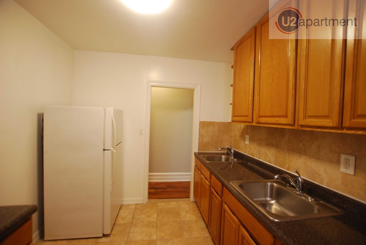 372 Troy Avenue #2 - Photo 4 of 16