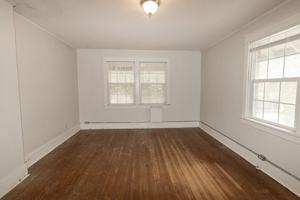featured image of 1407 E Walnut St