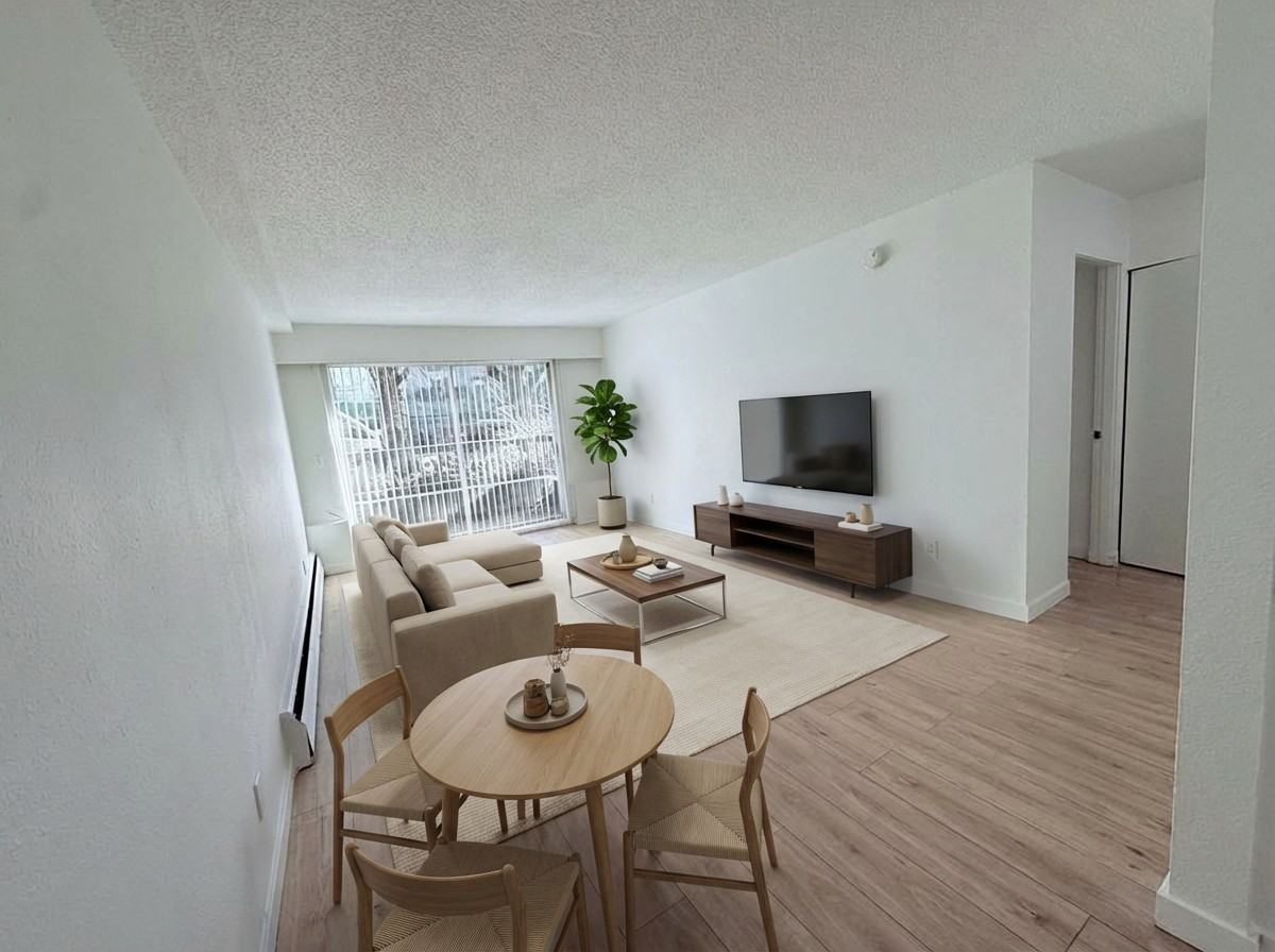 2121 Wall St - Photo 2 of 7