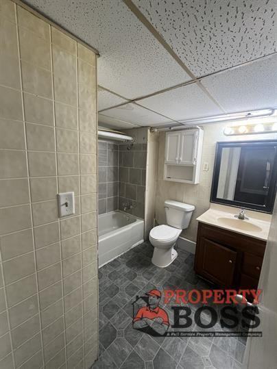 4515 Magoun Avenue-Basement - Photo 6 of 7