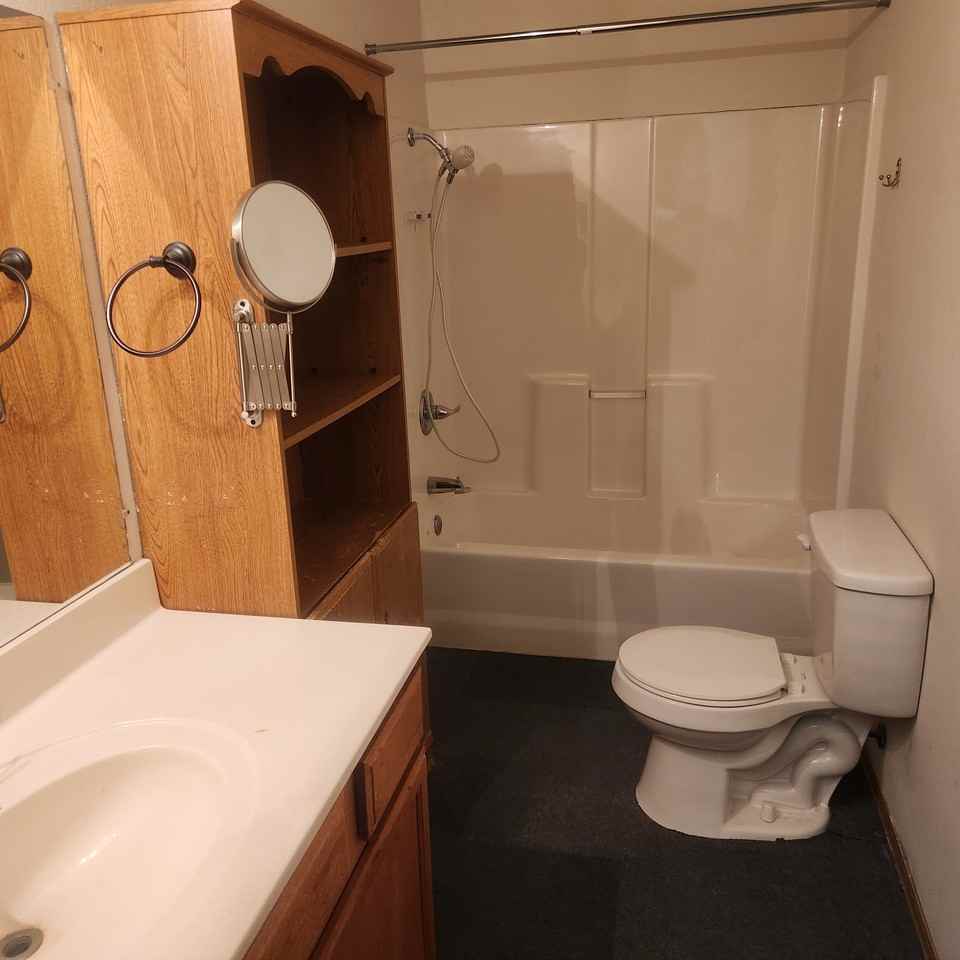 515 South Johnson Street - Photo 7 of 18