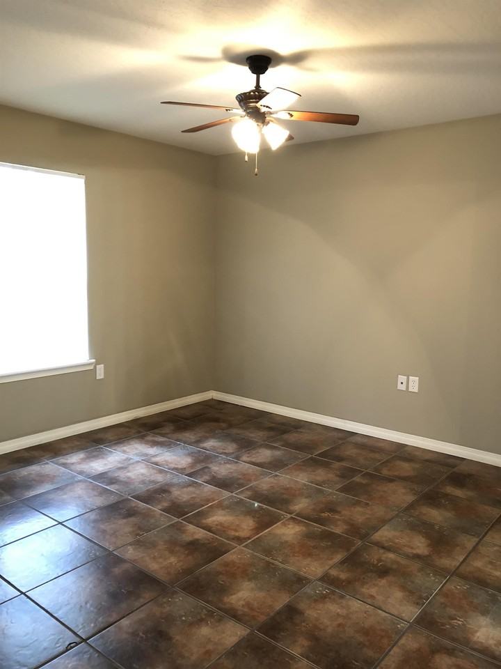 Hidden Pointe Drive #13 - Photo 7 of 11