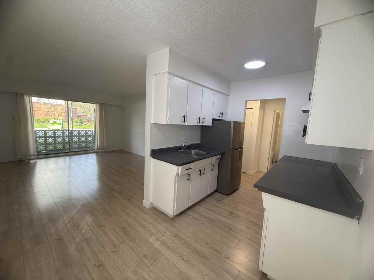 6518 Marlborough Ave - Photo 5 of 6