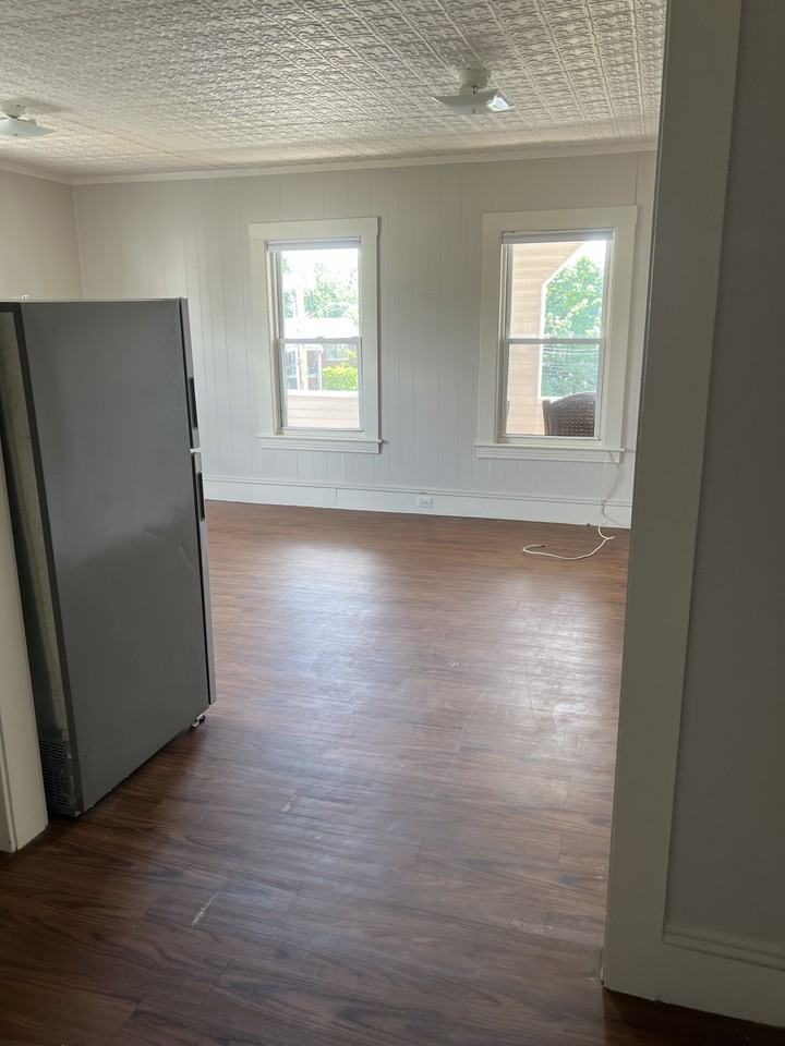 5 Clifford & 157 Massabesic - Photo 4 of 15