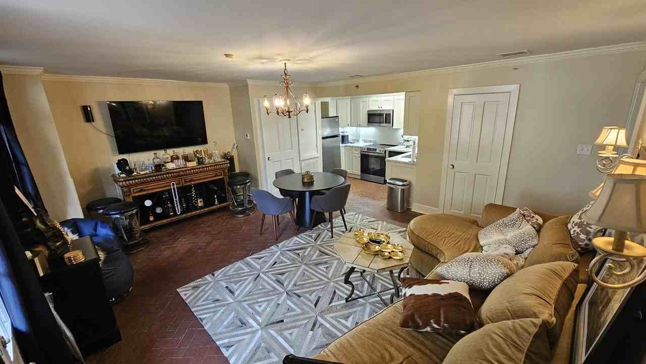 517 Dumaine Street - Photo 3 of 23