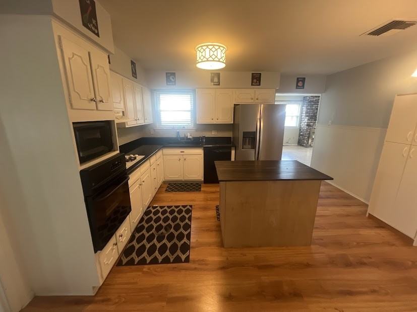 4901 Purdue Drive - Photo 5 of 10