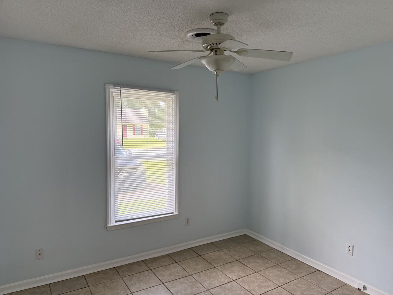 133 Twin Wood Drive - Photo 6 of 19