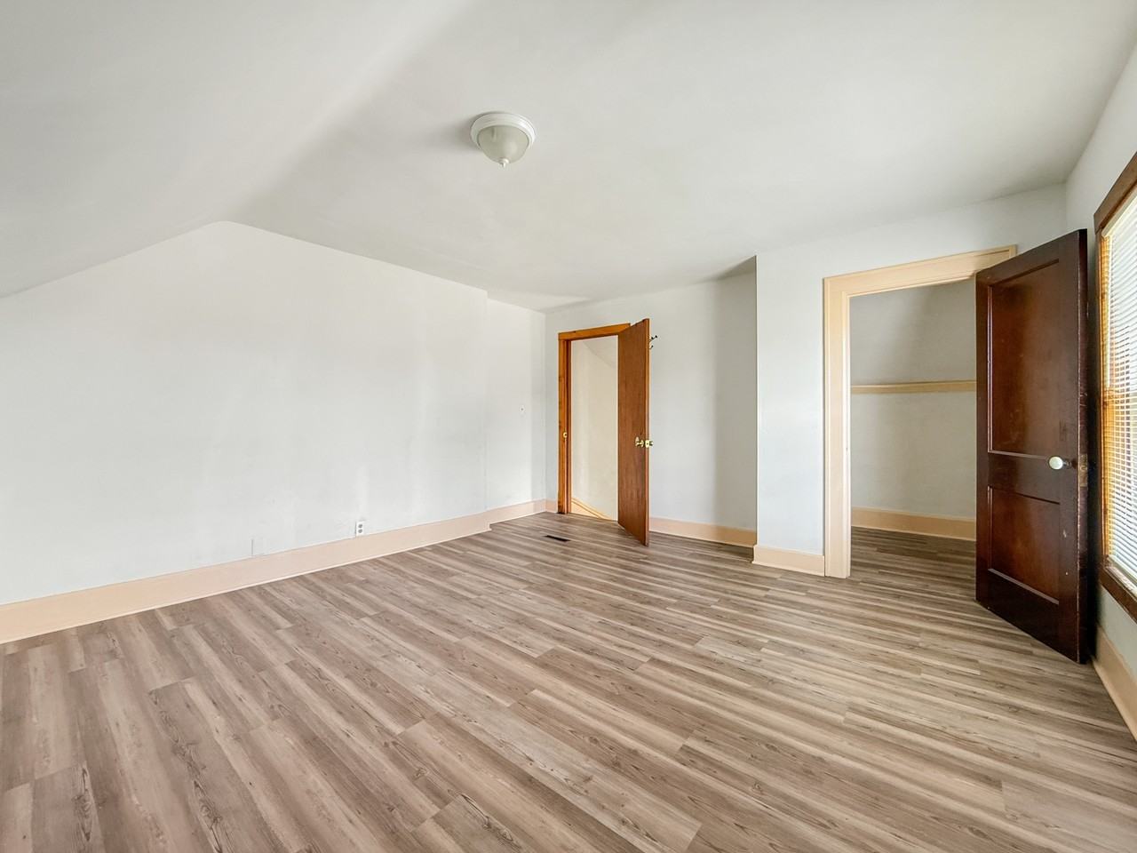 1627 State Street - Photo 5 of 5