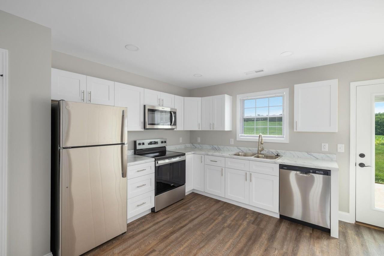 127 Adams and Corby Road - Photo 4 of 50