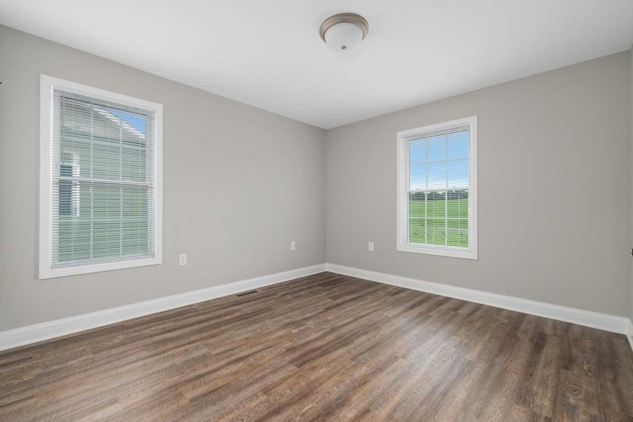 127 Adams and Corby Road - Photo 7 of 50