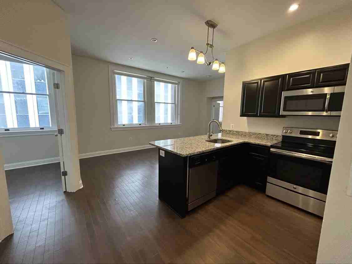 115 North Charles Street - Photo 2 of 12