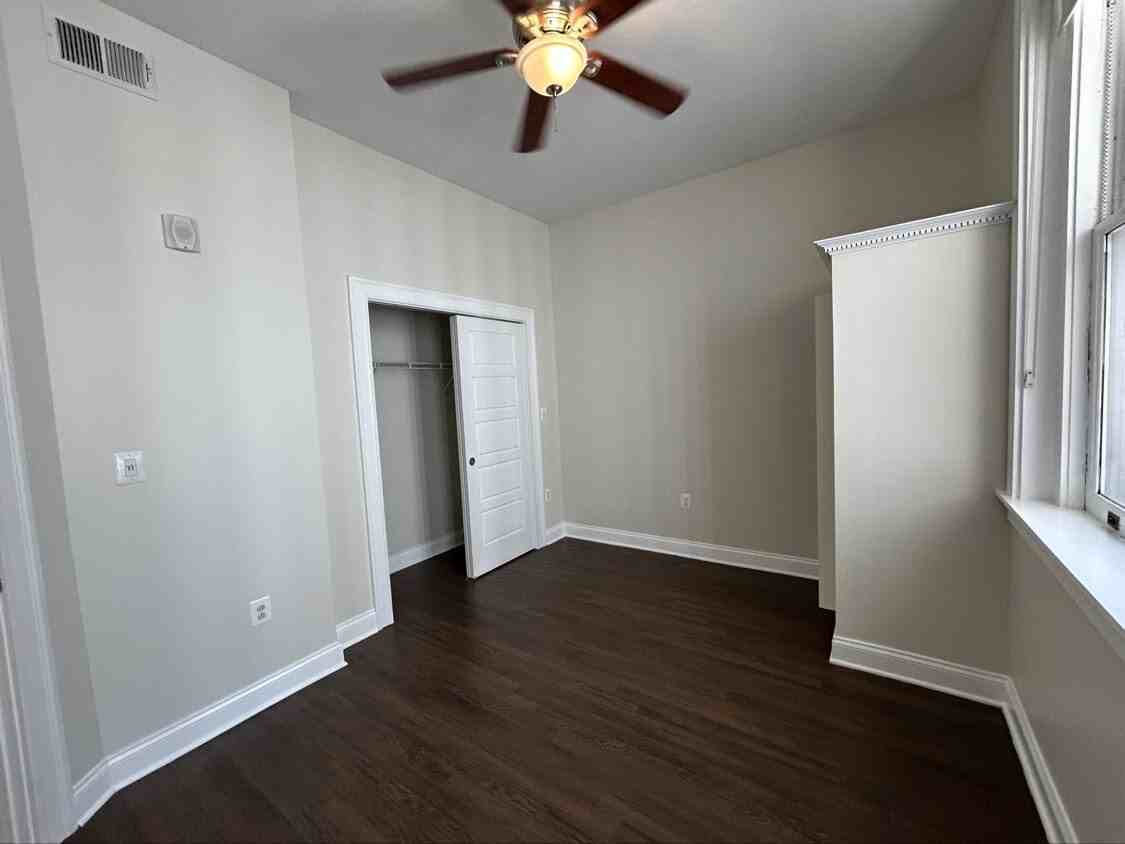 115 North Charles Street - Photo 7 of 12