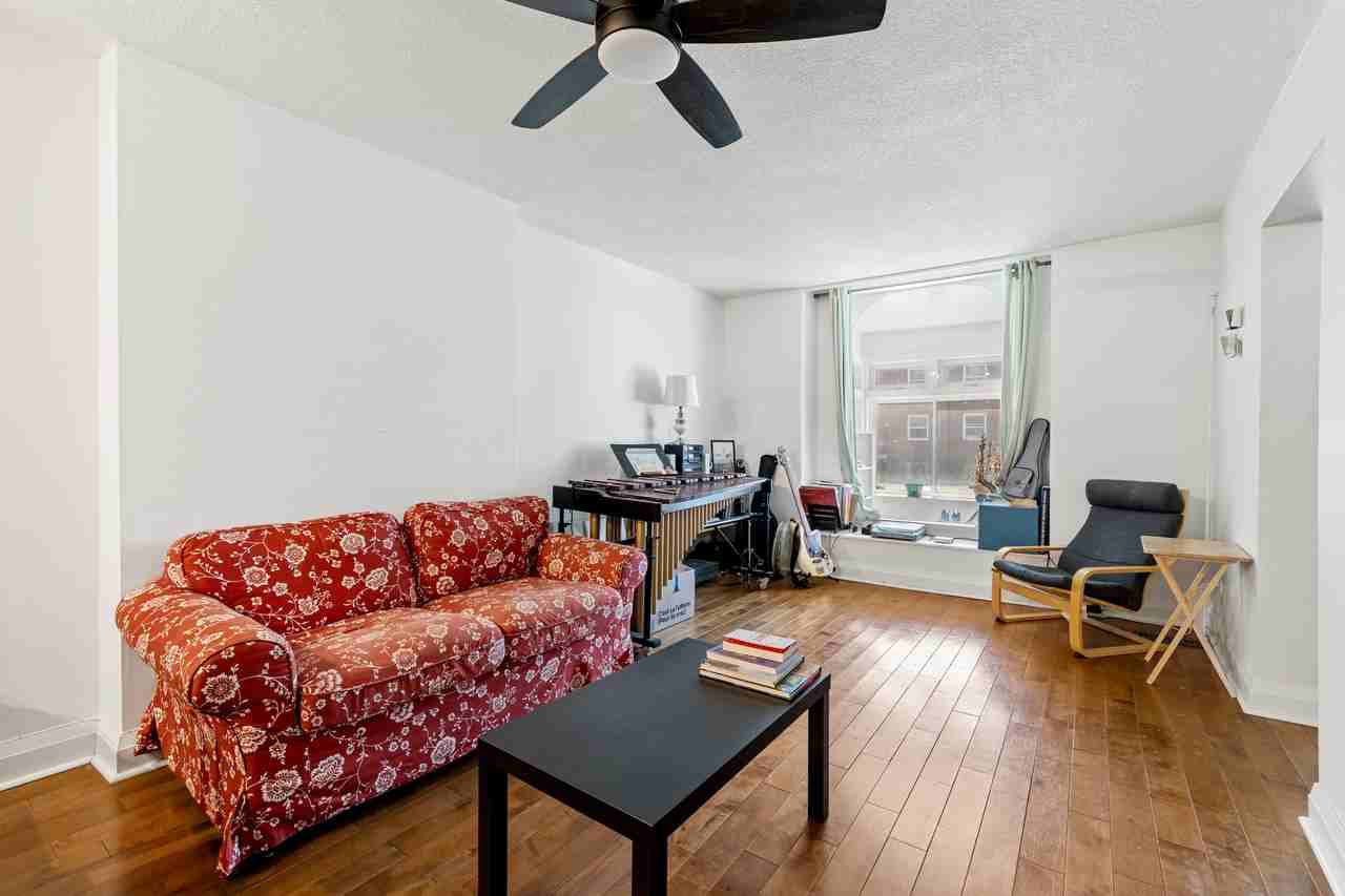 126 Stephenson Avenue - Photo 6 of 24