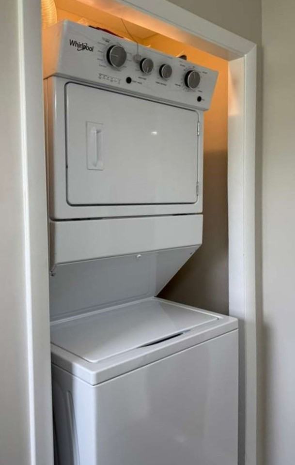 Rockwell Pointe Apartments - Photo 4 of 4