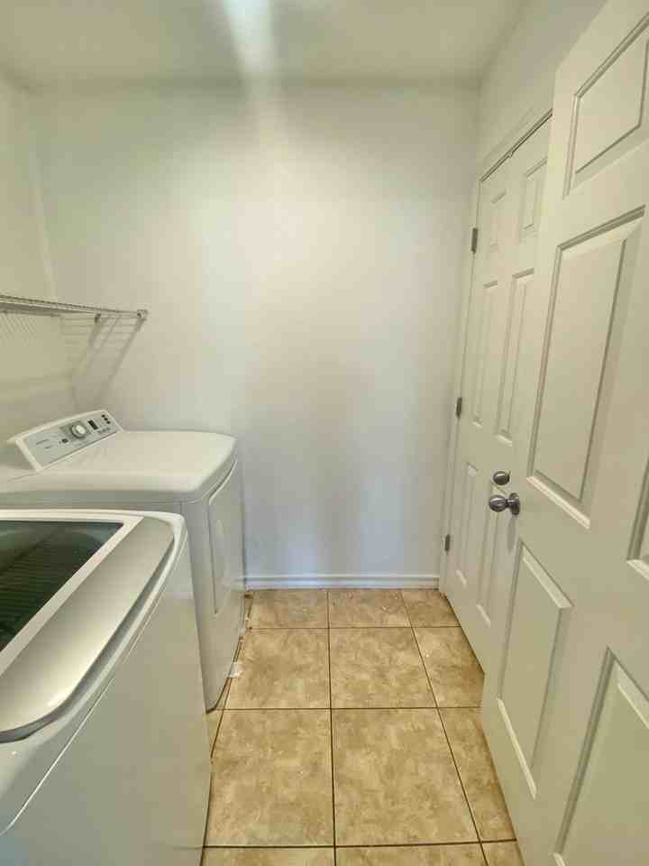 2607 30th St - Photo 7 of 19