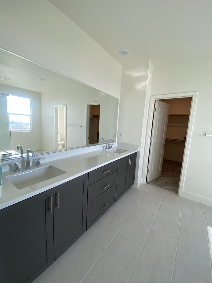 2466 Elan Drive - Photo 3 of 20