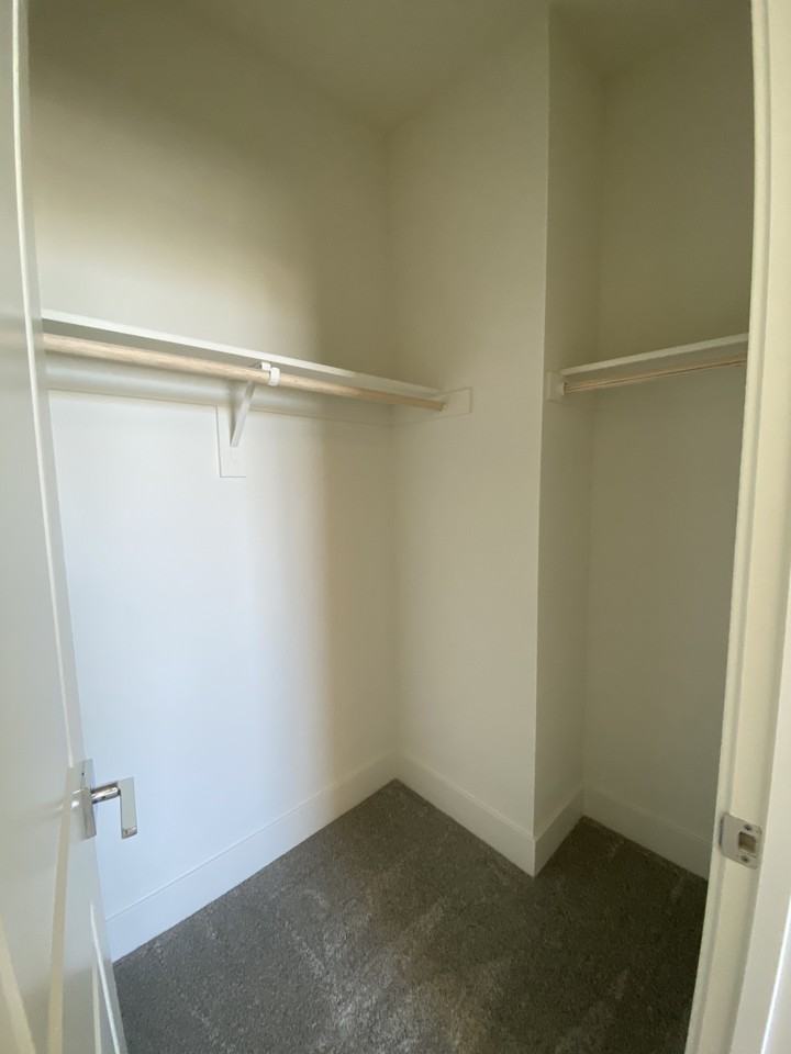 2466 Elan Drive - Photo 7 of 20