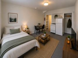 featured image of 143 N Winooski Ave