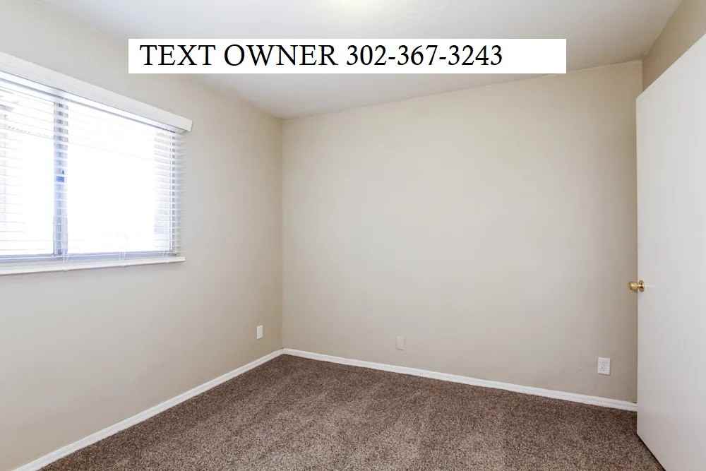 3226 South Albert Avenue - Photo 4 of 9