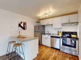 featured image of 465 N Arthur St