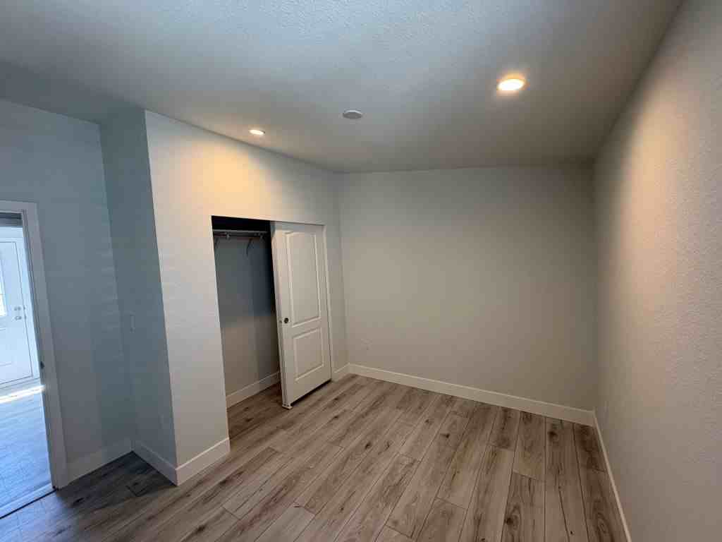 20683 Waalew Rd #180 - Photo 7 of 21