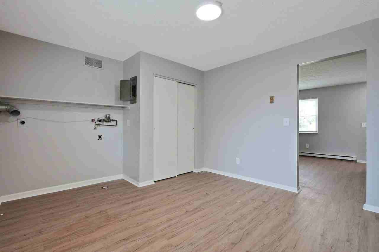 2205 Clarendon Ln - Photo 6 of 14