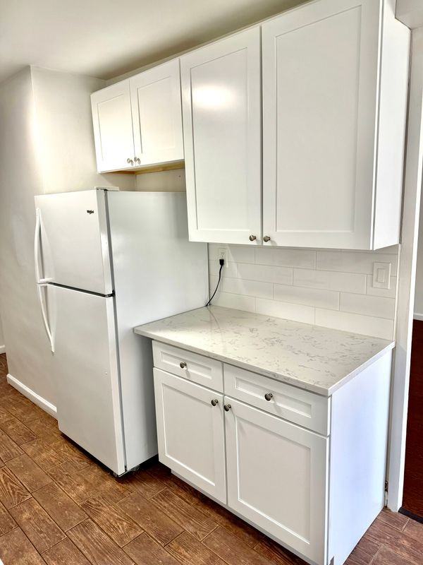 47 Davis Ave ##2g - Photo 3 of 13