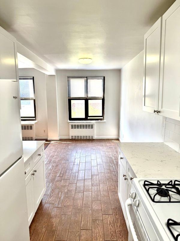 47 Davis Ave ##2g - Photo 6 of 13