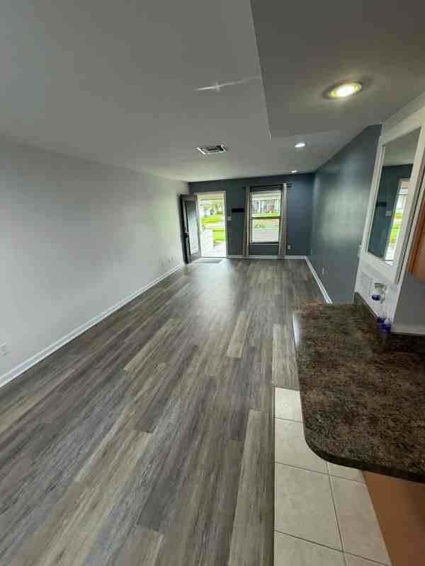3094 Plaza Terrace Dr - Photo 2 of 13