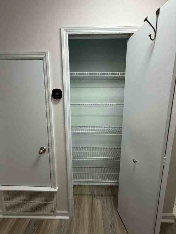 3094 Plaza Terrace Dr - Photo 7 of 13