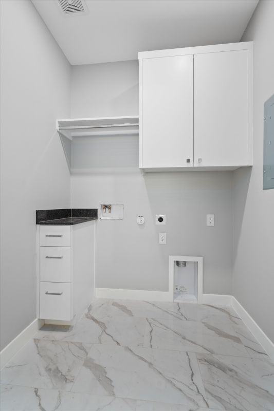 10004 1/2 Gail Rd - Photo 6 of 28