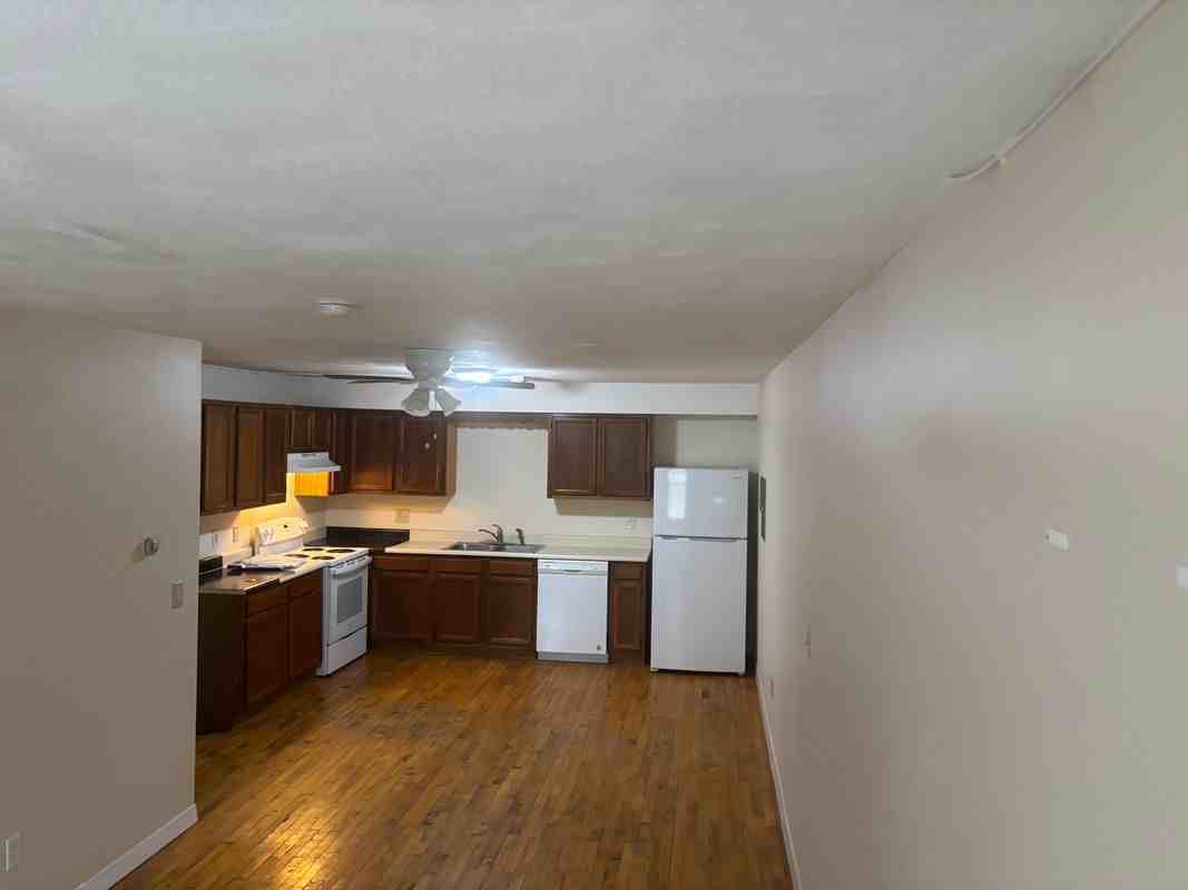 444 Woodward Rd ##40 - Photo 2 of 4