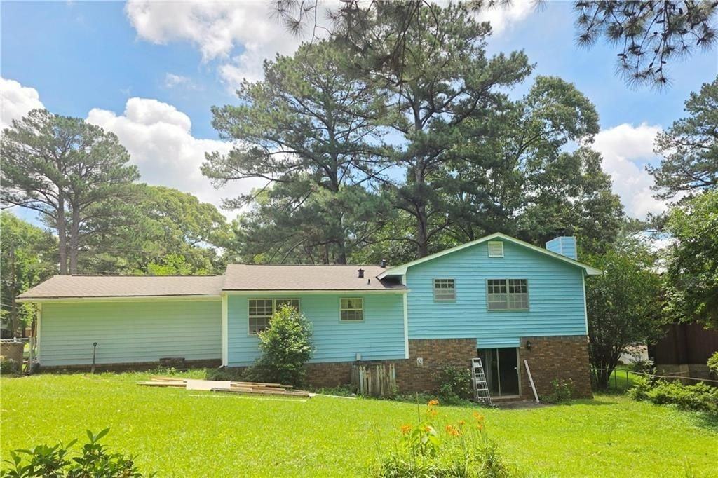 3533 Charlotte Dr - Photo 2 of 42