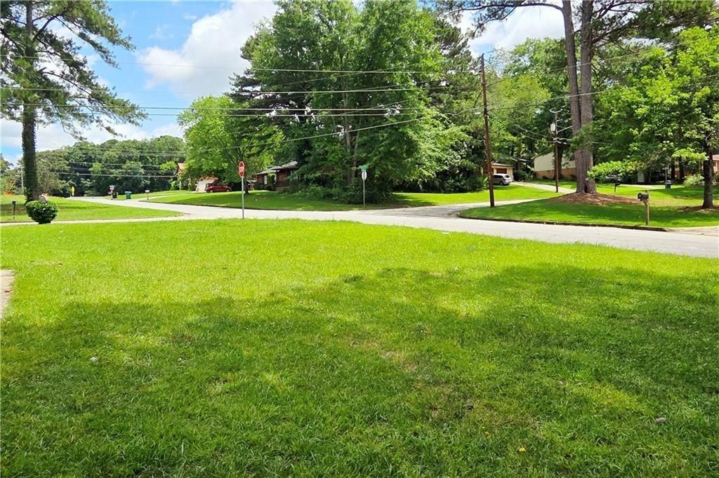 3533 Charlotte Dr - Photo 4 of 42