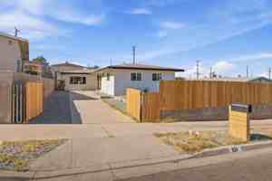 featured image of 937 E Elizabeth St