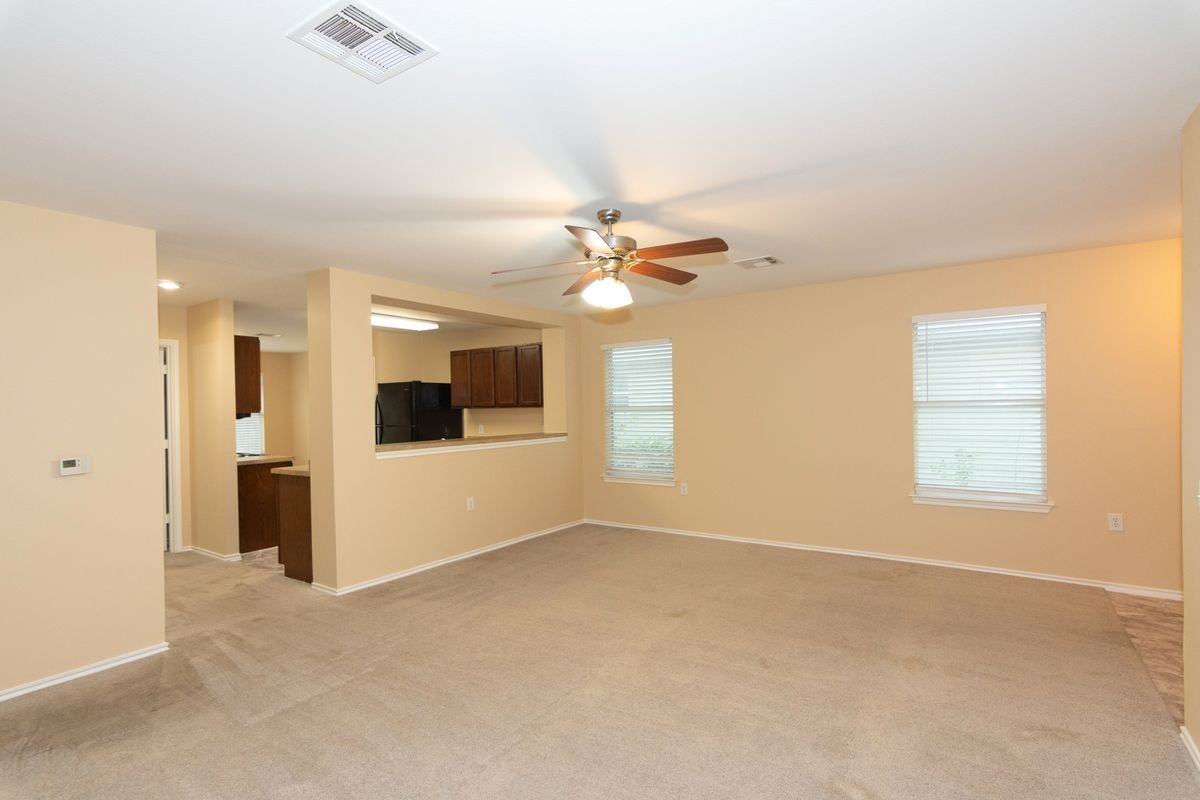 7612 Cayenne Ln - Photo 5 of 32