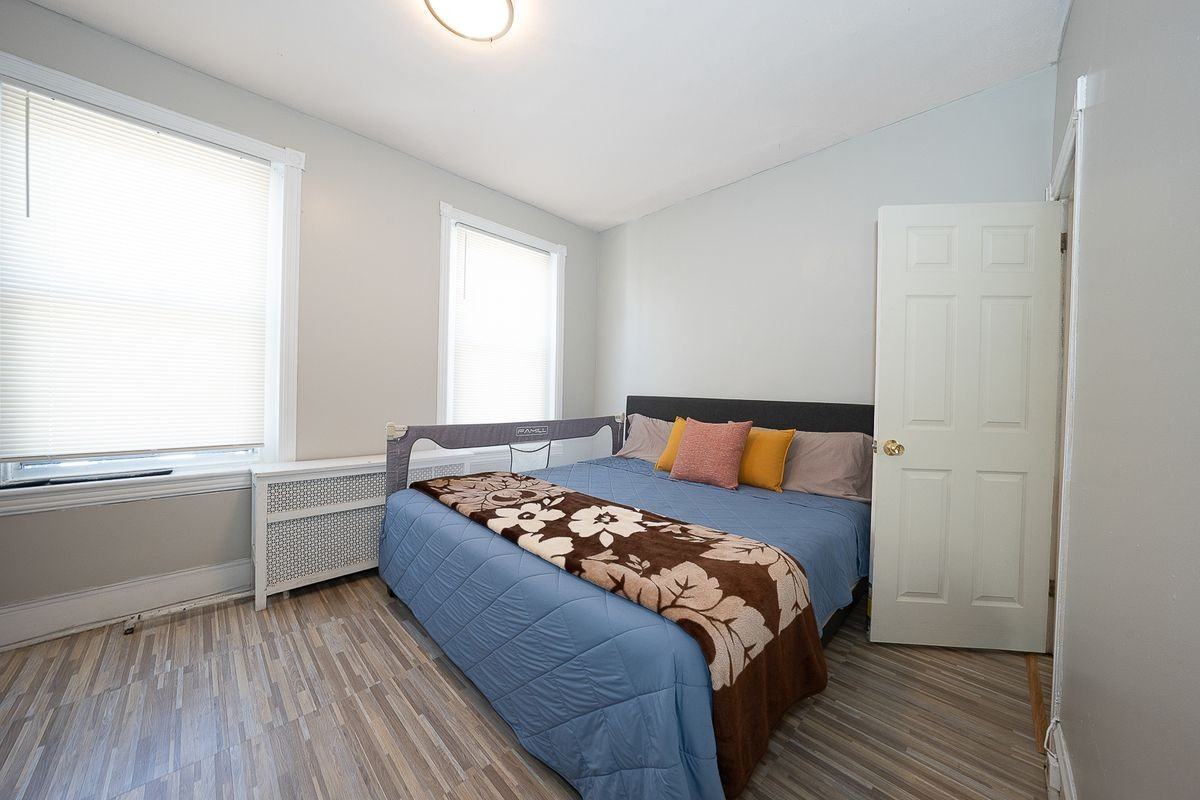 418 Harlan St - Photo 3 of 3