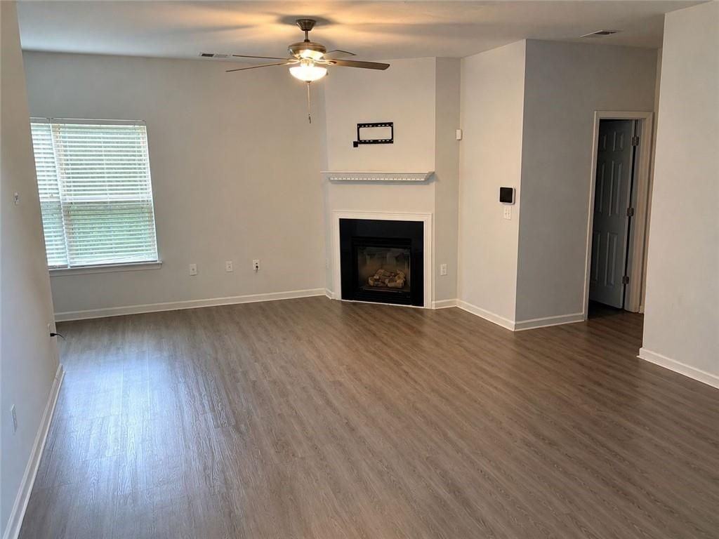5589 Grande River Rd - Photo 4 of 13