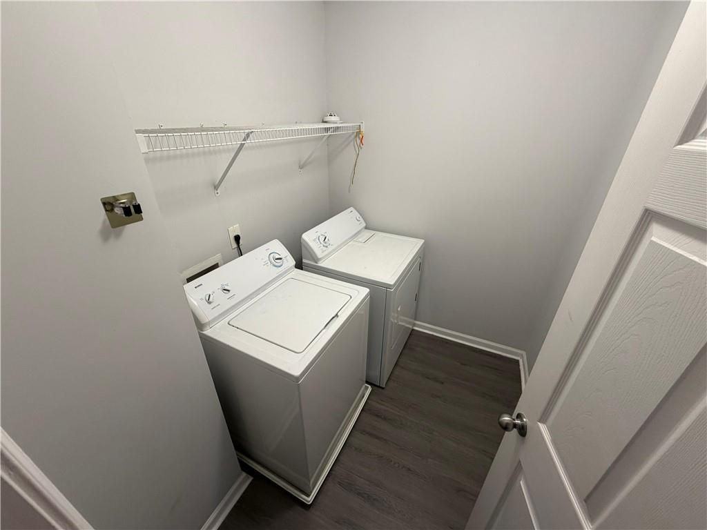 5589 Grande River Rd - Photo 7 of 13