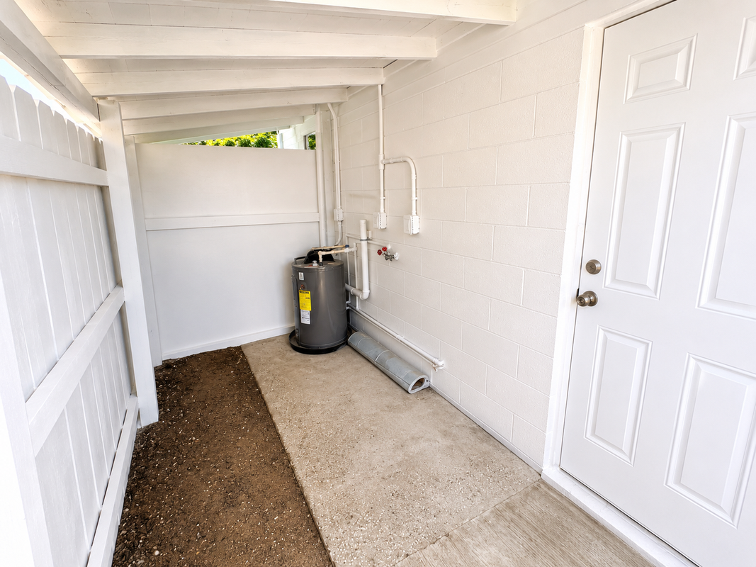 310 Walnut St - Photo 6 of 8