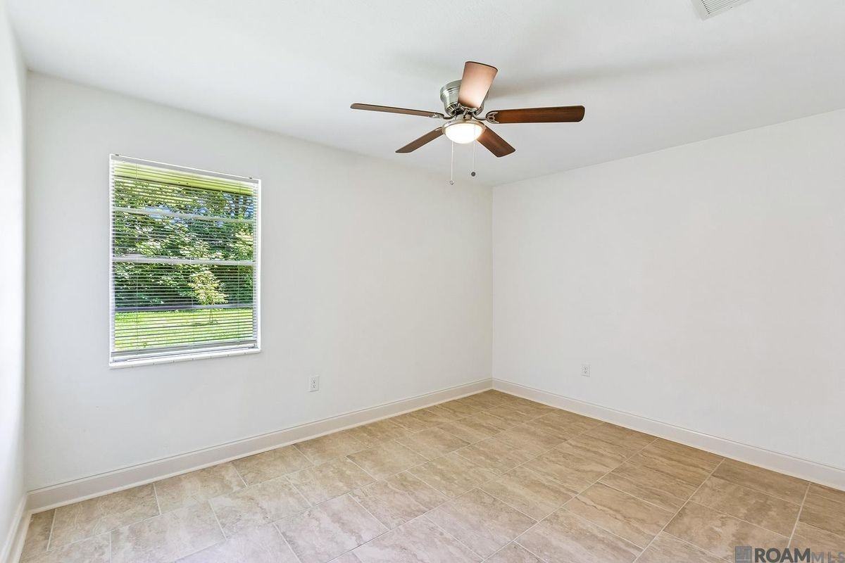 8977 Nolen Dr - Photo 7 of 13